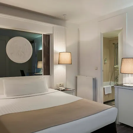 Opera, Affiliated By Melia Hotel