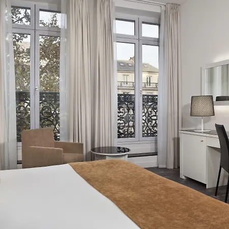 ホテル Opera Affiliated By Melia 4*