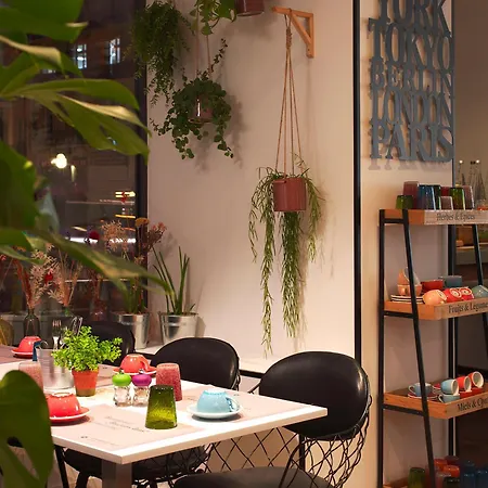 Opera Affiliated By Melia ホテル 4*