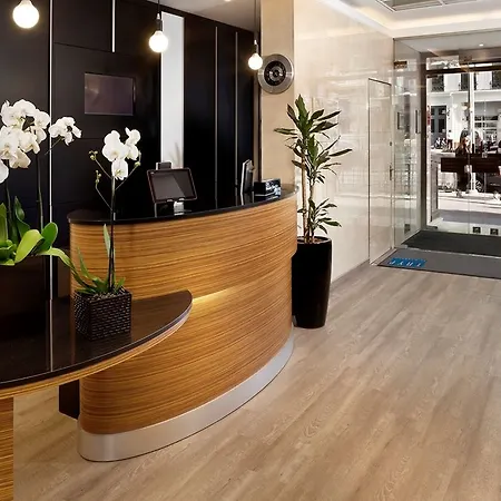 Opera, Affiliated By Melia Hotel