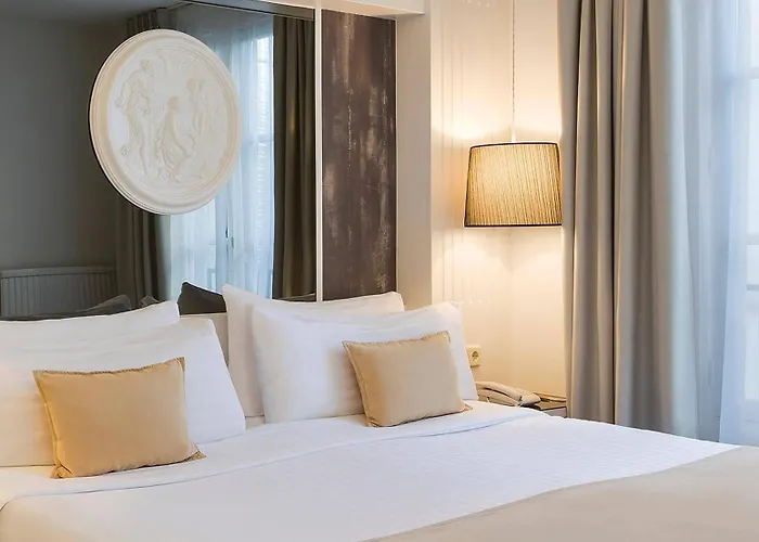 Opera Affiliated By Meliá París