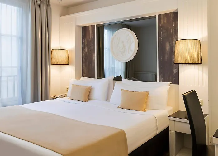 Opera Affiliated By Meliá Hotel 4*