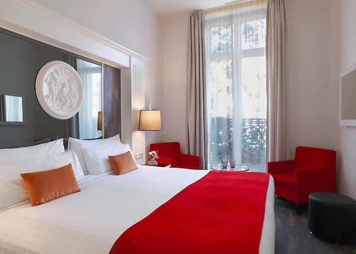 Opera Affiliated By Meliá Hotel 4*