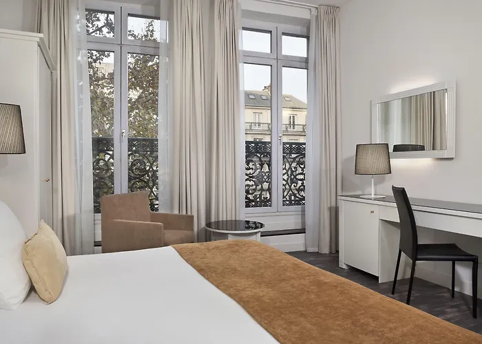 ホテル Opera Affiliated By Melia 4*