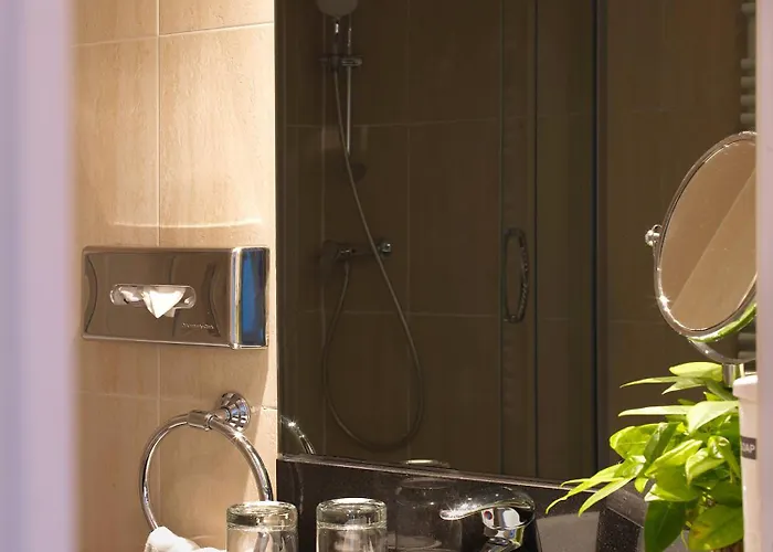 Opera Affiliated By Melia Hotel