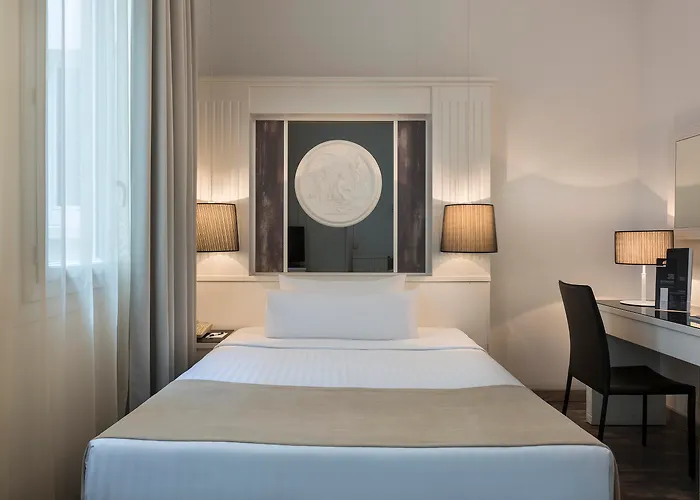 Opera Affiliated By Meliá Hotel 4*